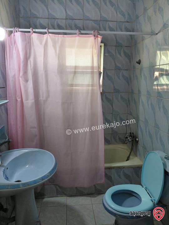 شقة مفروشة مساحة 120م للايجار في عمان - جبل الحسين دوار عكا بجانب الخدمات 