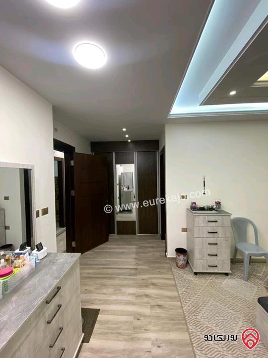 شقة أرضية مساحة 173م داخلي و 170م خارجي للبيع في عمان - مرج الحمام بالقرب من السيفوي