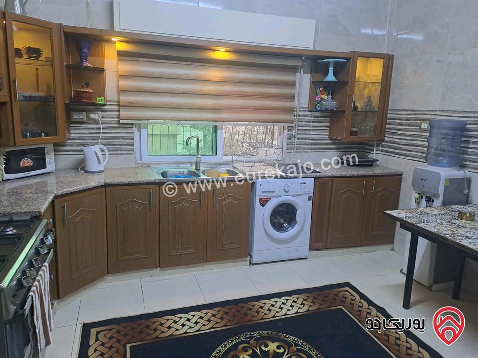 شقة طابق ثاني مساحة 130م للبيع في عمان - ضاحية الاستقلال