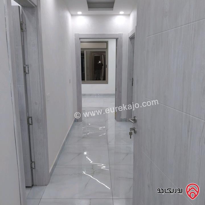 شقة طابق أول مساحة 150 م للايجار فارغ او مفروش في اربد