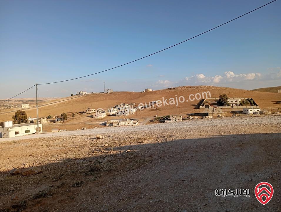 ارض مساحة 2 دونم و 400م للبيع في المفرق - الزنية قابل للتفاوض للجادين