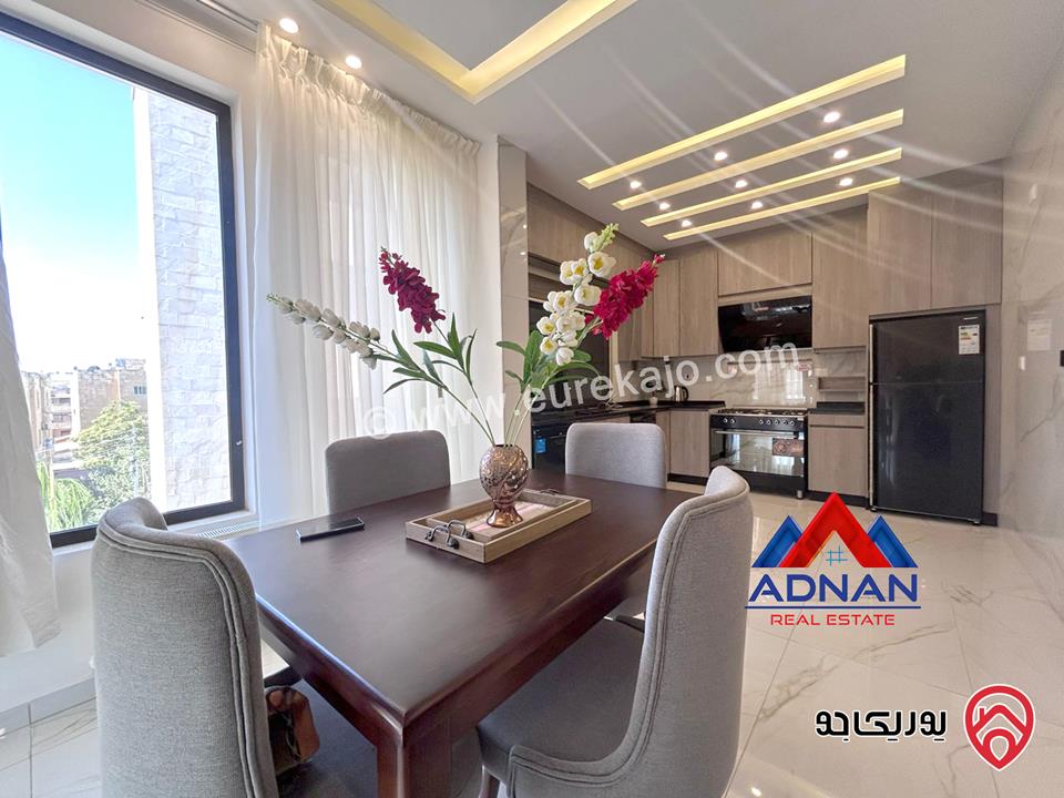 شقة جديدة مفروشة طابق ثالث مساحة 140م للايجار في عمان - الصويفية