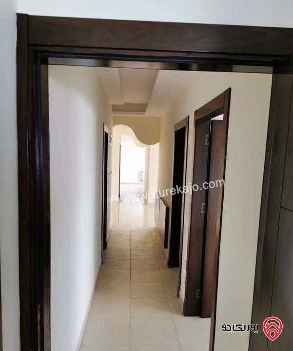 شقة جميلة مساحة 150م طابق ثاني للايجار في عمان - ضاحية النخيل 