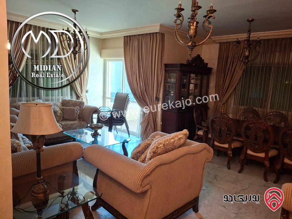 شقة مفروشة للايجار في عمان - خلدا مساحة 190م طابق ثالث تشطيبات و فرش سوبر ديلوكس اطلالة جميلة بسعر مميز