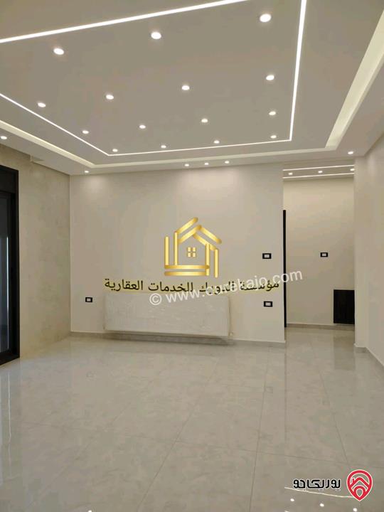 شقة سوبر ديلوكس مساحة 200م طابق ثاني للايجار في عمان - خلدا 