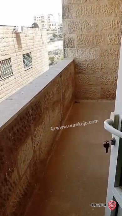 شقة طابق ثالث مساحة 150م للبيع في عمان - ابو نصير