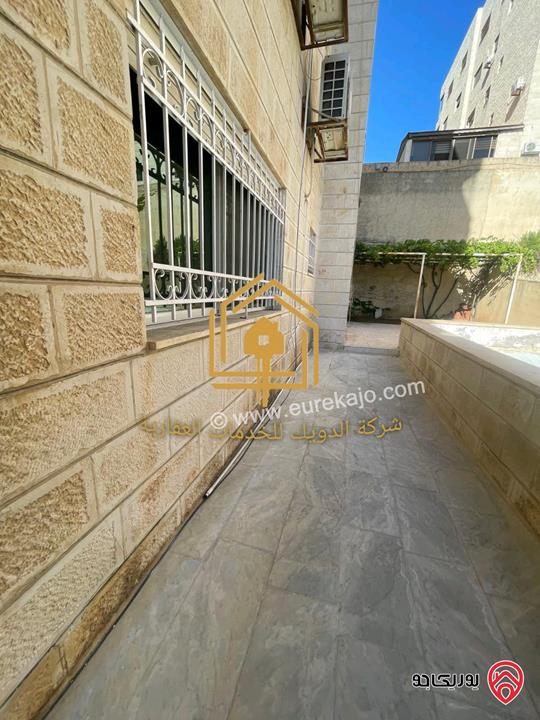 شقة فارغة طابق ارضي مساحة 195م داخلي و 165م خارجي للايجار في عمان - خلدا 