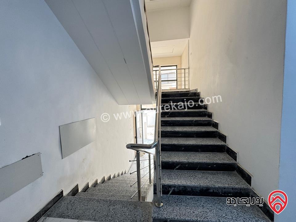 شقة طابق ارضي مساحة 150م للبيع في عمان - الجبيهة حي المخابرات من المالك