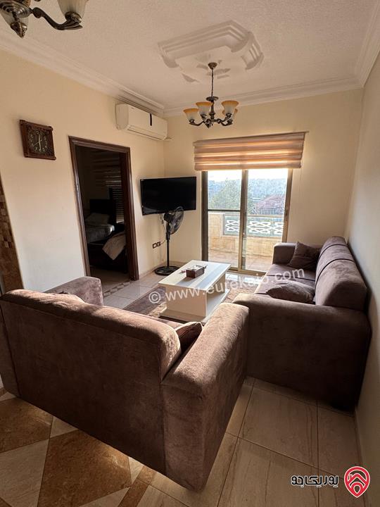 شقة مساحة 74م طابق ثالث للايجار مفروشة في عمان - الجبيهة