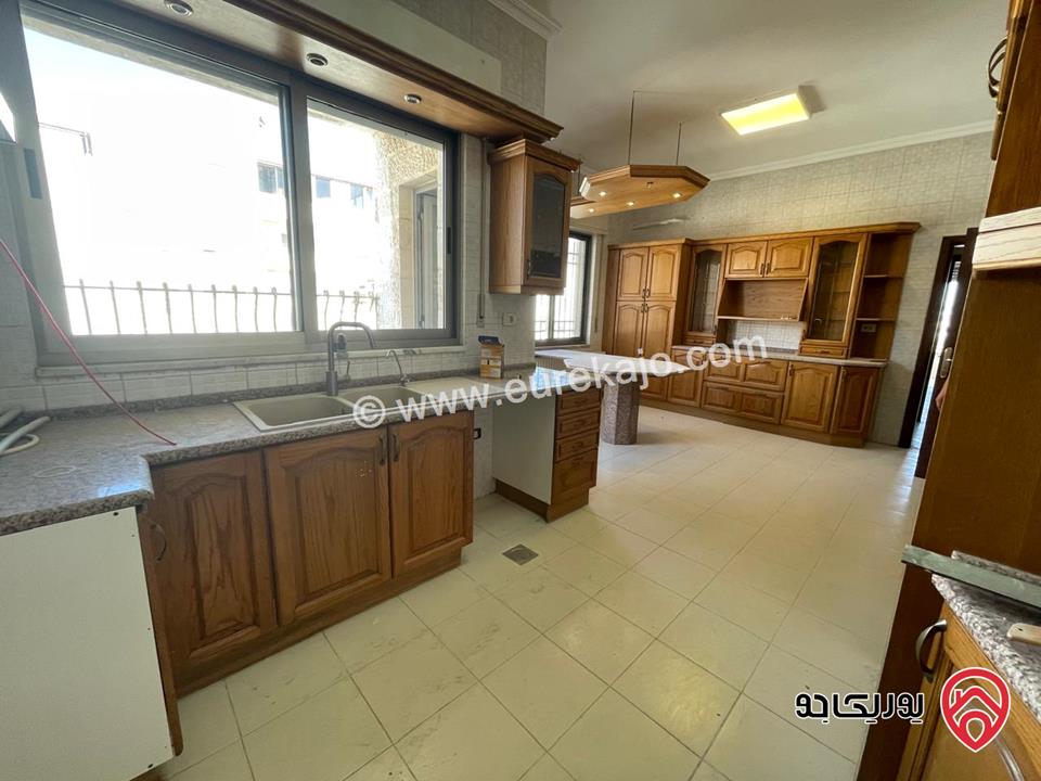 شقة فارغة مساحة 325م للإيجار في عمان - ضاحية الأمير راشد 