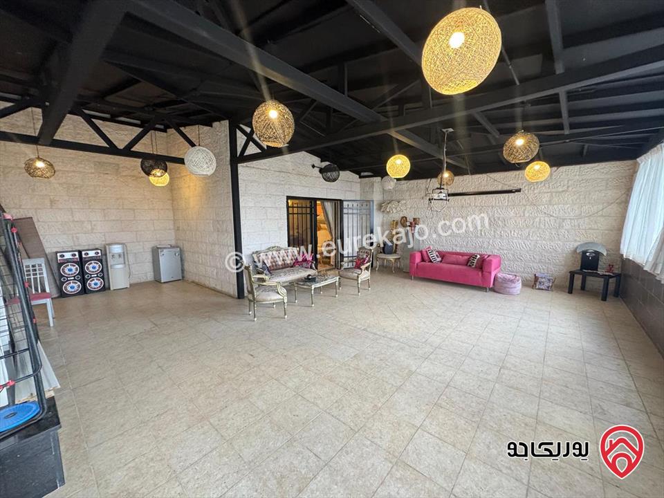 فيلا متلاصقة فاخرة مساحة 530م على ارض 400م للبيع في عمان - عبدون