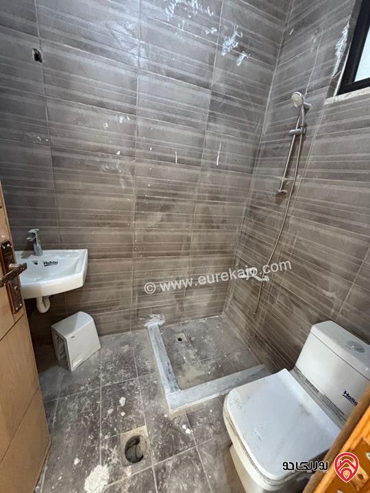 شقة فارغة طابق اول مساحة 120م للايجار في عمان - ضاحية الرشيد 