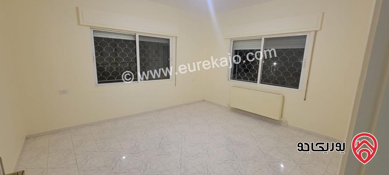 شقتين طابق أول / ثاني مساحة 150م للايجار في عمان - خلدا