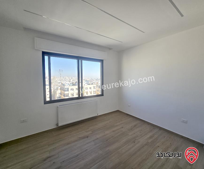 شقة طابق ثالث دوبلكس مساحة 170م للإيجار في عمان - الشميساني