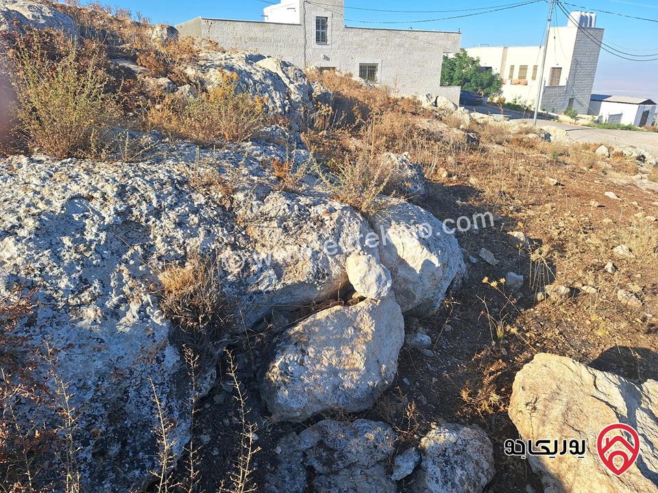 قطعة ارض سكنية مساحة 600م للبيع في السلط - بطنا  