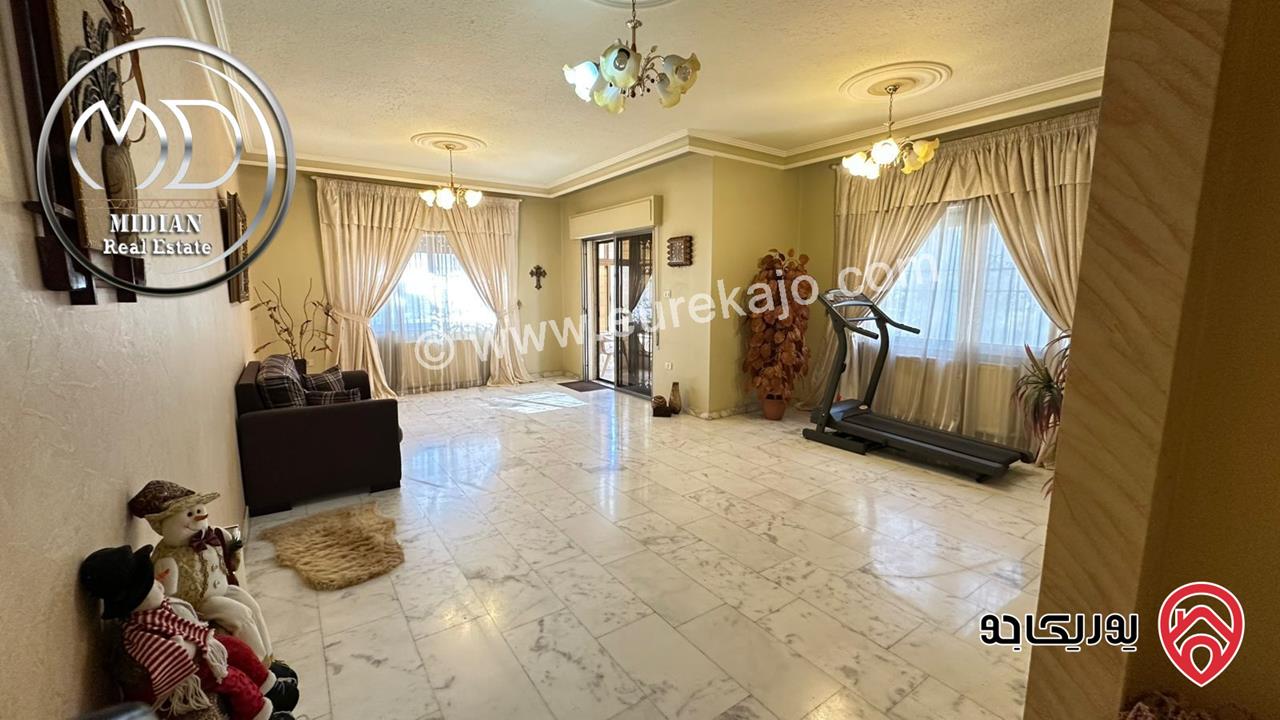 شقة للبيع الدوار السابع طابق اول مساحة 165م تشطيبات سوبر ديلوكس بسعر مميز جداً