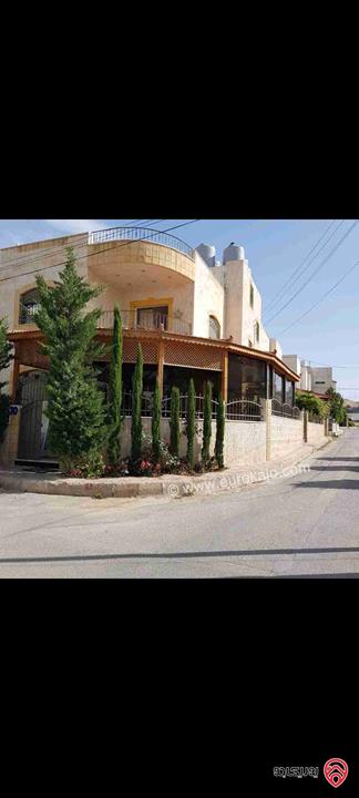 شقة طابق اول مساحة 100م للايجار مفروشة في عمان - البنيات 