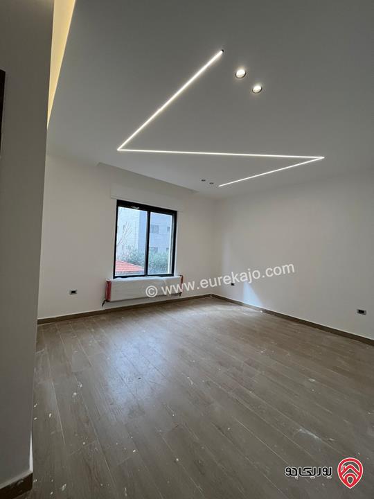 شقة طابق ثاني مساحة 170م للبيع في عمان - حي الصحابة