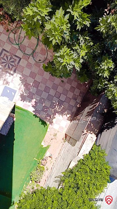 بيت مستقل مكون من طابقين على أرض 300م للبيع بسعر مناسب في عمان - نافع قريبة من شارع السوق المركزي 