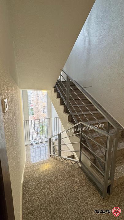 شقة طابق ثالث مساحة 150م للبيع في عمان - الخزنة خلف مجمع الشمال 