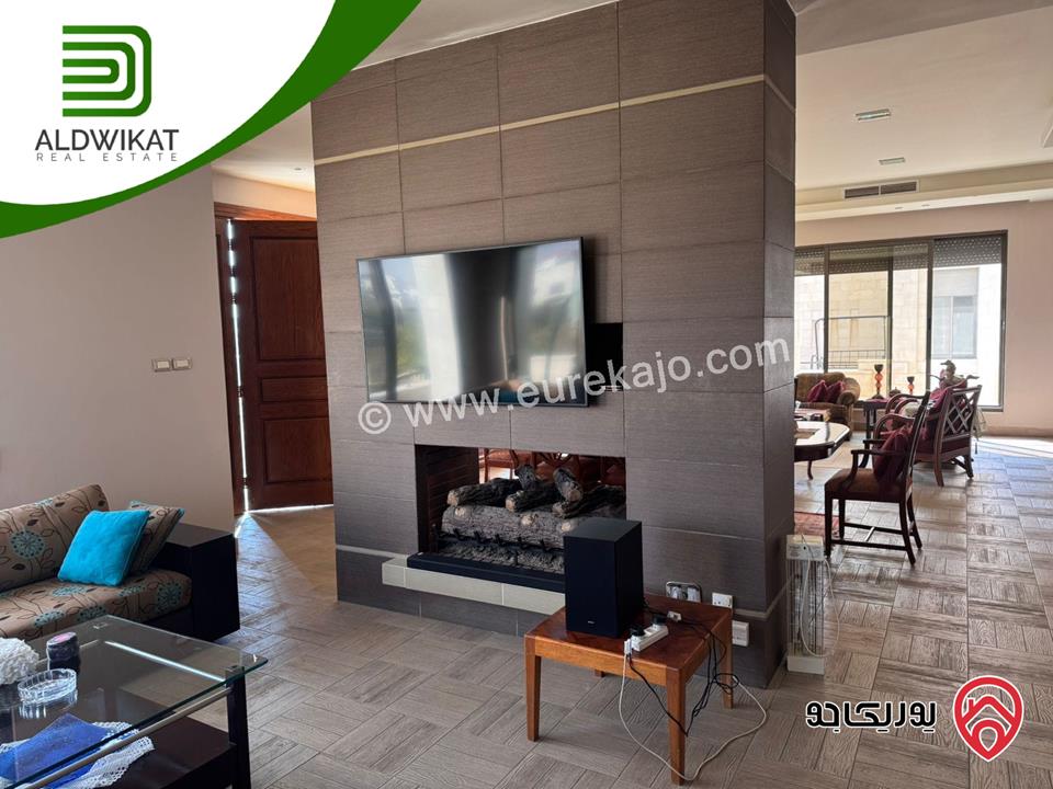 فيلا مساحة الارض 1600م ومساحة البناء 1100م مساحة الحديقة 400م للبيع في السلط - منطقة السرو 