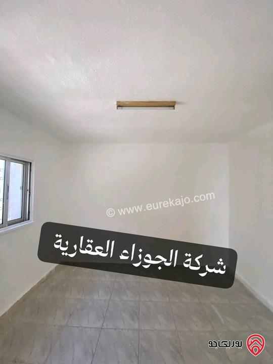 شقة ارضية مساحة 100م مع ترس 20م فارغة للايجار في عمان - الياسمين