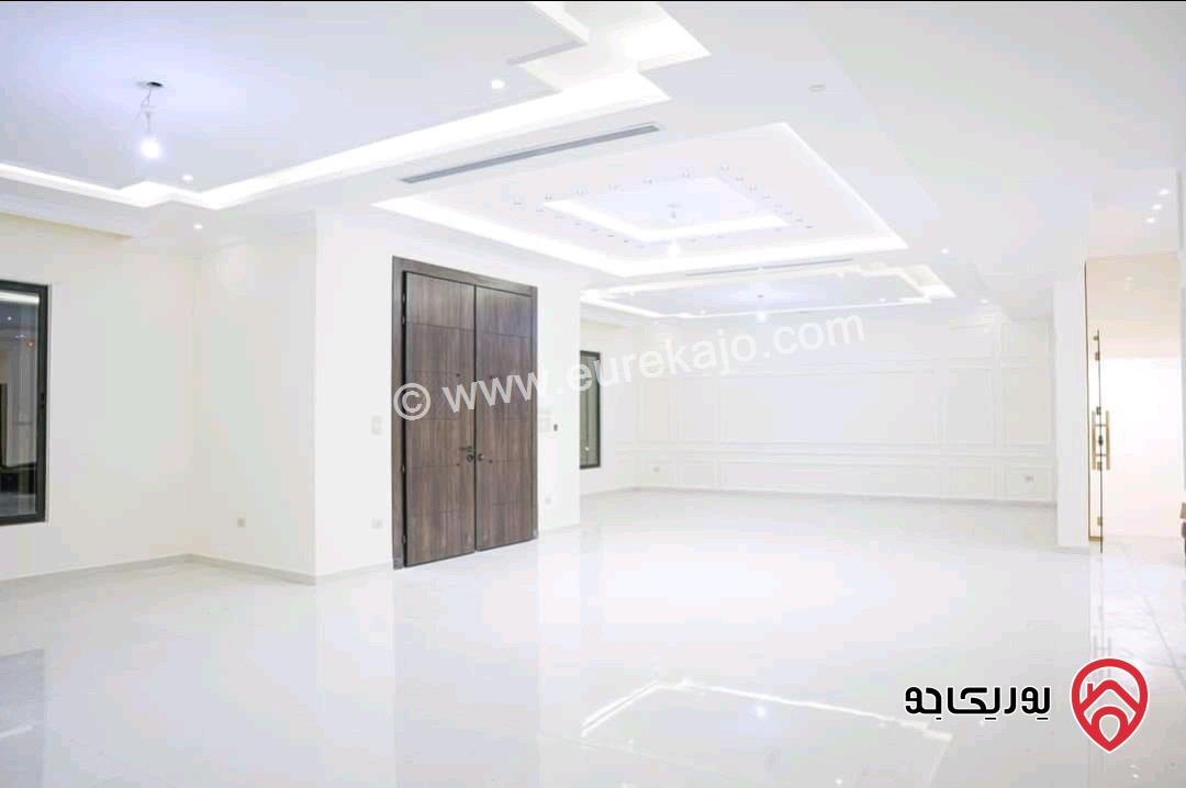 فيلا مساحة 1 دونم و 200م على أرض 1050م للبيع في عمان - مرج الحمام 