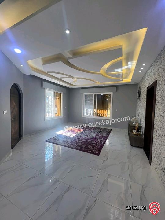 منزل مساحة 498م على أرض 500م للبيع في الزرقاء - ضاحية الأميرة هيا
