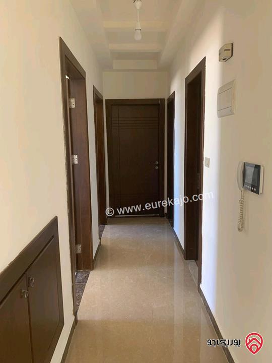 شقة فارغة شبه ارضية مساحة 160م للايجار في عمان - تلاع العلي 