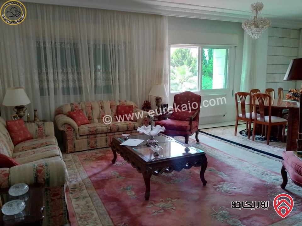 شقة مميزة للبيع في عمان- أم السماق الشمالي مقابل الدر المنثور وخلف السنترو طابق اول 190م