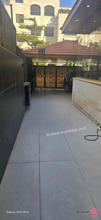 شقة ارضية مساحة 207م وحديقة وتراسات 250م للبيع في عمان - الرابية