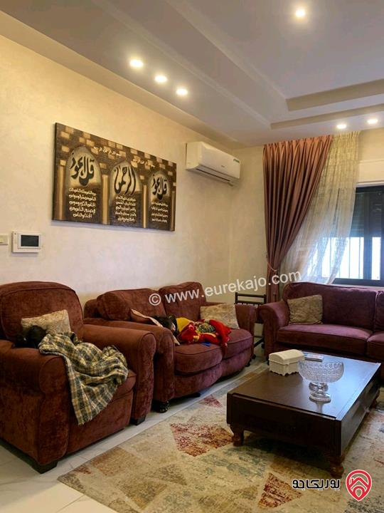 شقة شبه أرضية مساحة 187م داخلي و 145م خارجي للبيع في عمان - ضاحية الرشيد