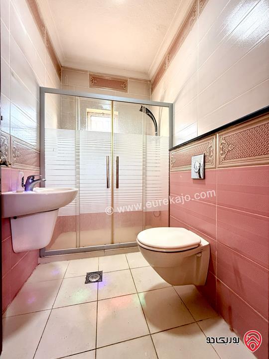 شقة ارضية مساحة 170م داخلي و 35م خارجي للبيع في عمان - طبربور 