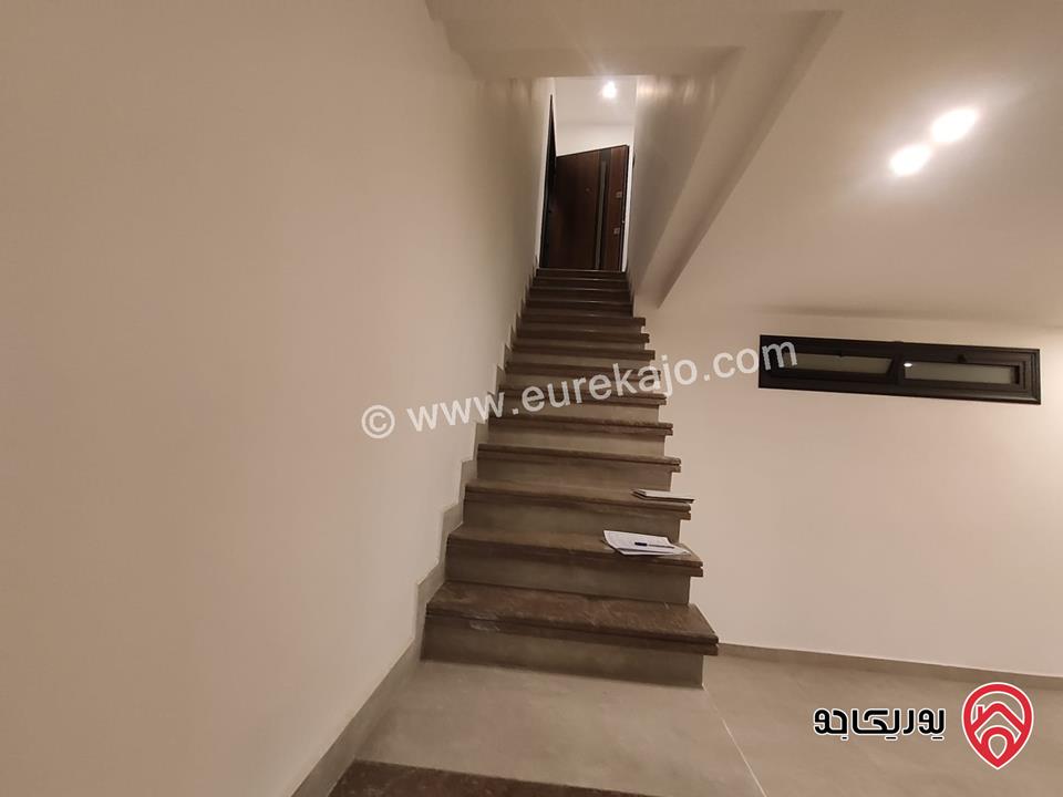  شقق جديدة مساحة 240م للبيع في عمان - حي الصحابة رجم عميش  