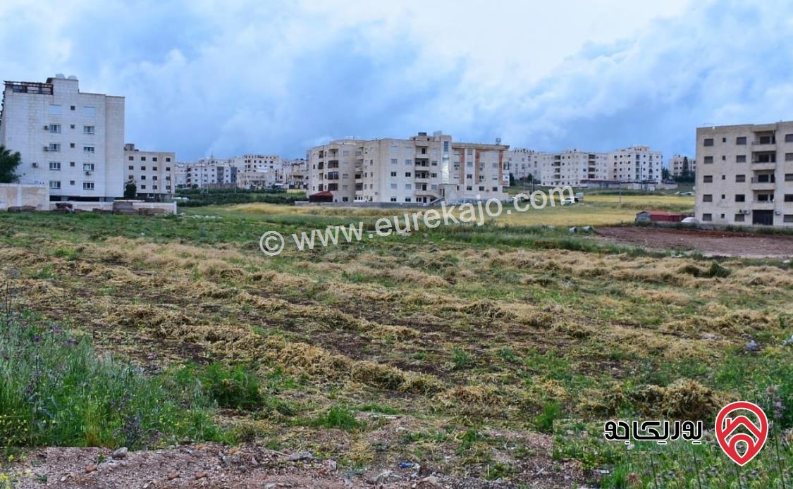 قطعة أرض مساحة 725م للبيع في اربد - ايدون عوسية الشرقية 