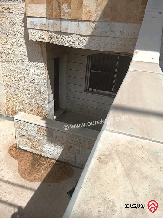 شقة تسوية مفرغة مساحة 165م داخلي و 60م خارجي للبيع في اربد