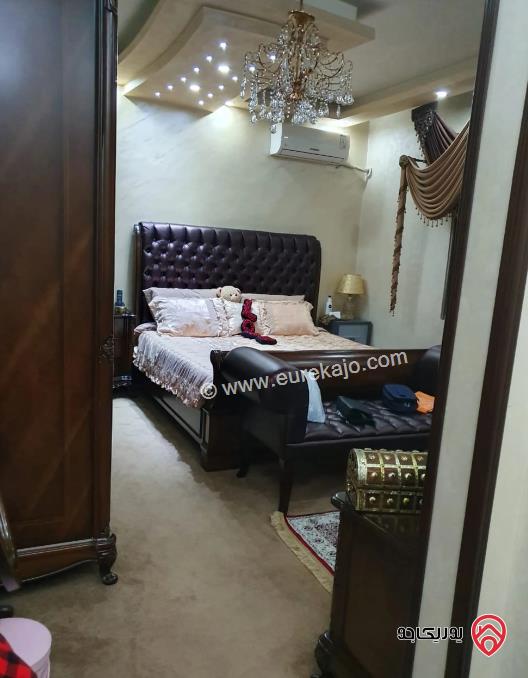 شقة مساحة 220م طابق أرضي للبيع في الجبيهة 