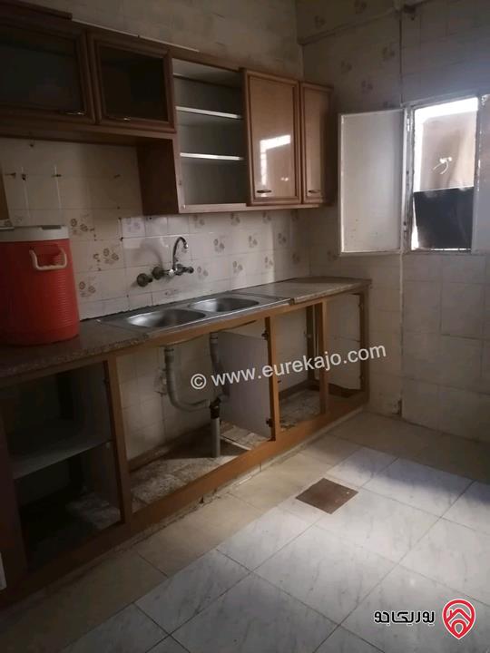 شقة شبه تسوية مساحة 110م للبيع في عمان - جبل التاج حي ام تينة