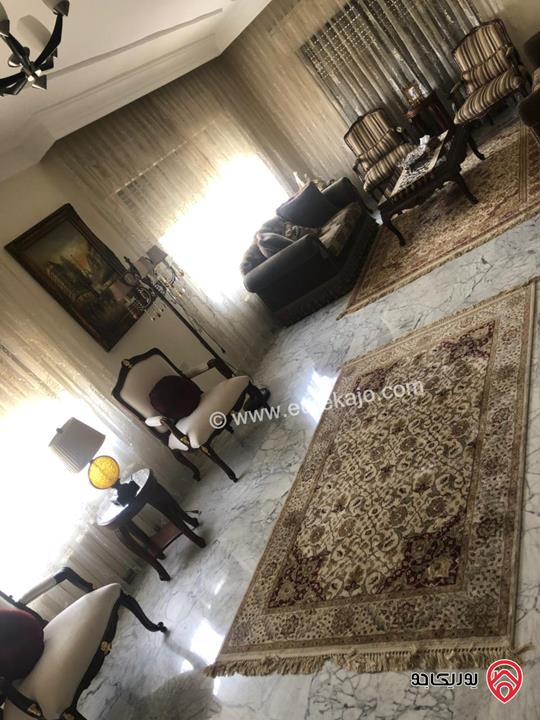 شقة مساحة 255م للبيع في عمان -  أم أذينة