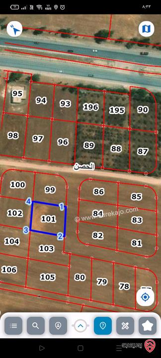 قطعة ارض مساحة 891م للبيع في اربد من اراضي الحصن على طريق اربد عمان 