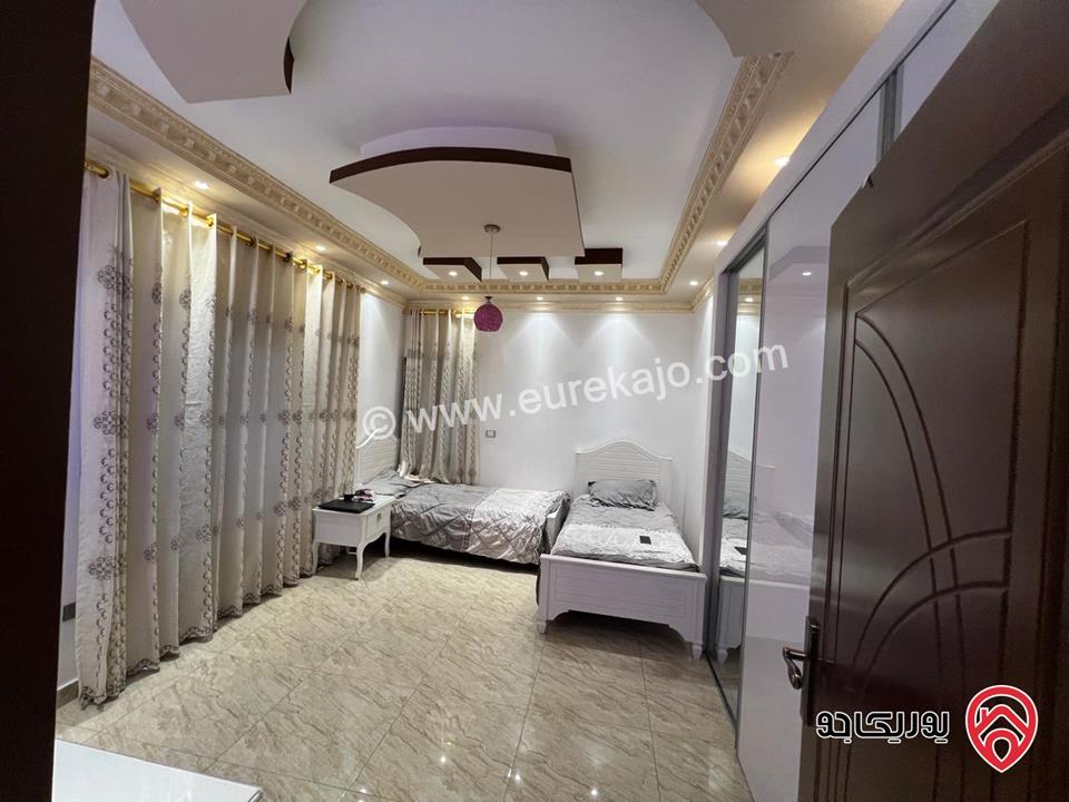 فيلا دوبلكس مساحة 550م على أرض 1030م للبيع في عمان - ضاحية الأمير علي طريق المطار 