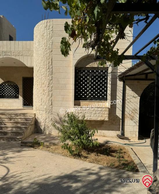منزل مستقل مساحة 335م على أرض 550م للبيع في عمان - جبل الحسين من المالك مباشرة