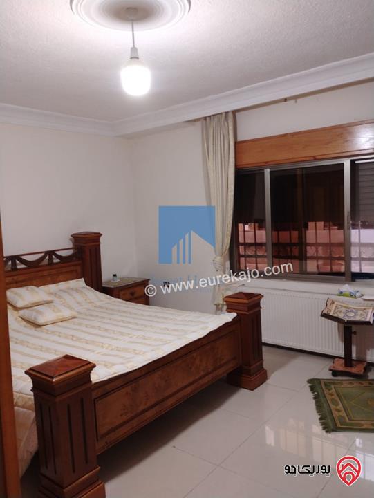 شقة أرضية طابقية مميزة للبيع في عمان - خلدا قرب الموفنبيك ومطعم ورد 207م مع حديقة وترسات 245م