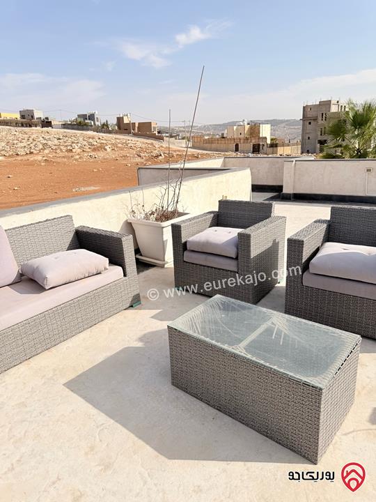 مزرعة مساحة الأرض 904م والبناء 80م للبيع بمنطقة الرشايدة/ جرش بإطلالة خلابة خلف جامعة جرش الأهلية 