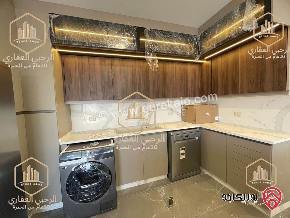 روف المساحة  140 متر مربع داخلي + 70 متر مربع تراسات خارجية للايجار في عمان -  تلاع العلي