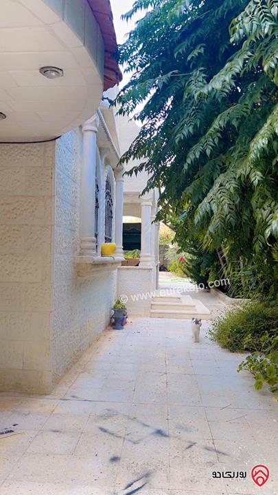 فيلا مساحة 280م على أرض 750م للبيع في عمان - البنيات بالقرب من طريق المطار