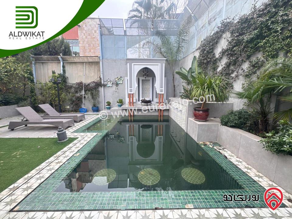 فيلا فاخره مفروشه مستقلة للبيع في عمان - دابوق مساحة البناء 800م ، الارض 770م ، الحديقة 200م والترس 200م