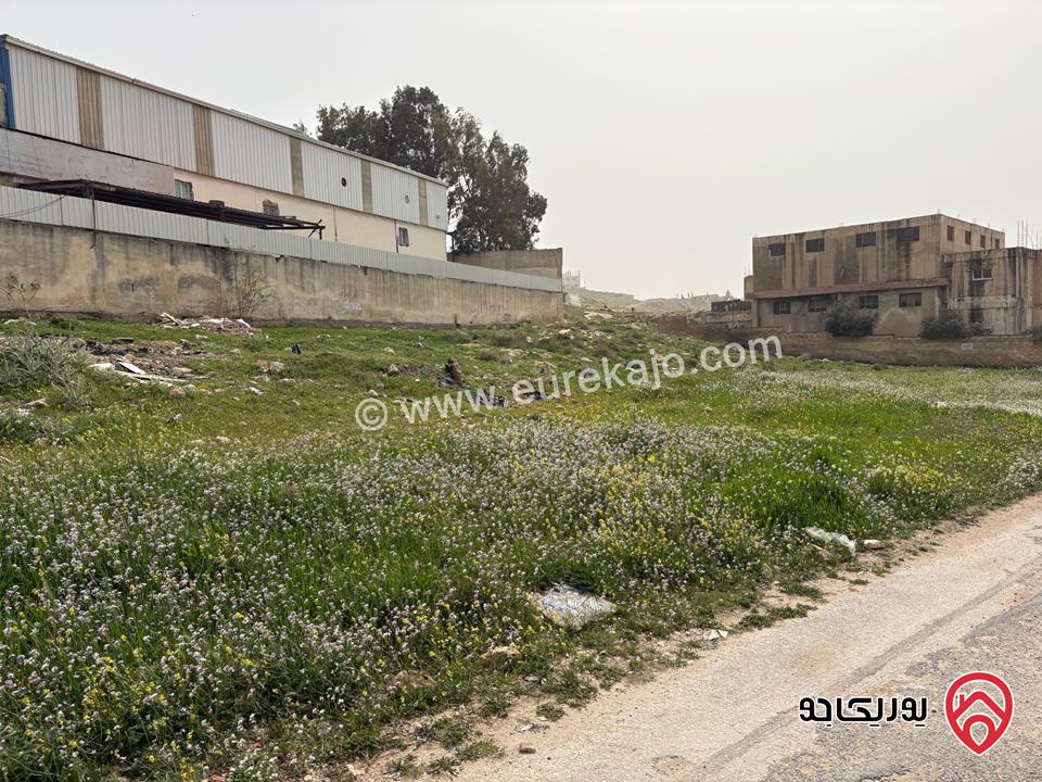 ارض مساحة 1 دونم و 246م للبيع في عمان - ماركا
