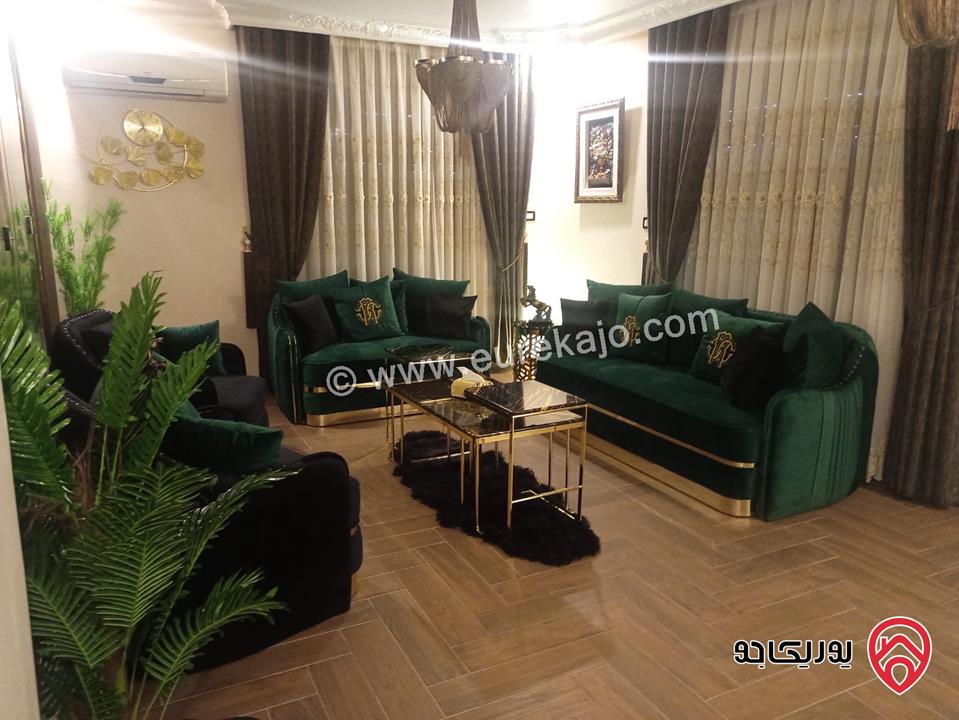 فيلا طابقين على أرض 1360م للبيع في اربد - ايدون