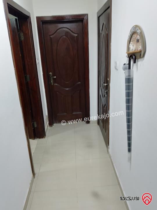 شقة تسوية ثانية مساحة 146م مع ترس 20م للبيع في عمان - دير غبار 